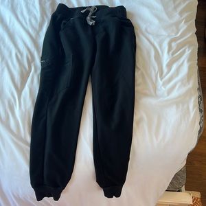 Women’s wear figs small petite Zamora joggers black